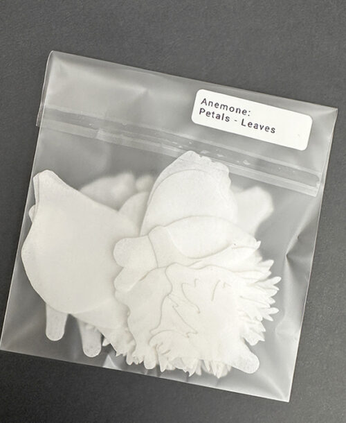 Pre-Cut Wafer Paper Anemones Flowers